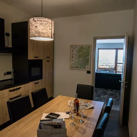 Langhe View Apartament Alba (Piedmont)