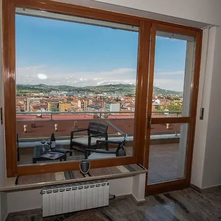 Langhe View Apartament *